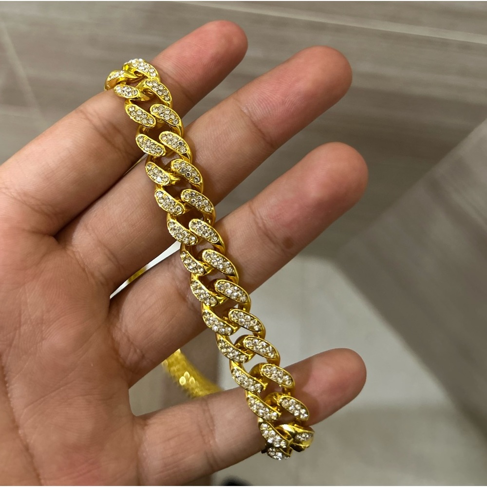Good and diamond chain